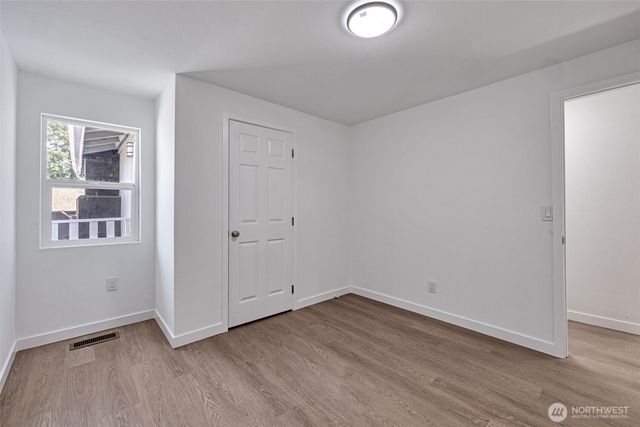6325 S Eddy Court, Seattle, WA 98118