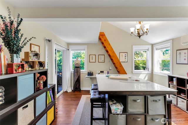 1928 NW 97th Street, Seattle, WA 98117