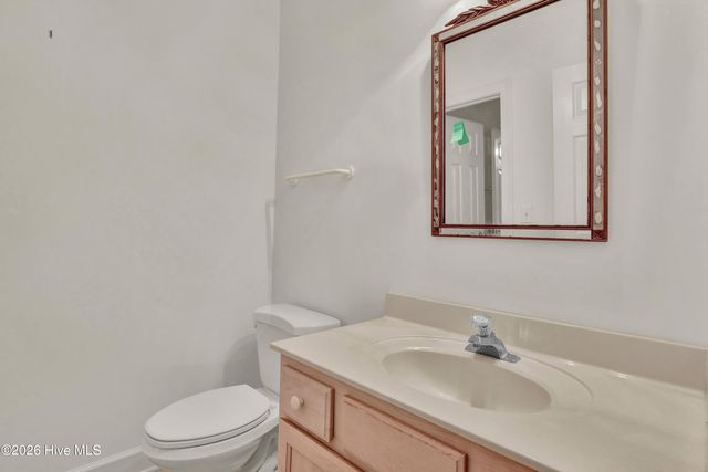 2016 Lynnwood Drive, Wilmington, NC 28403