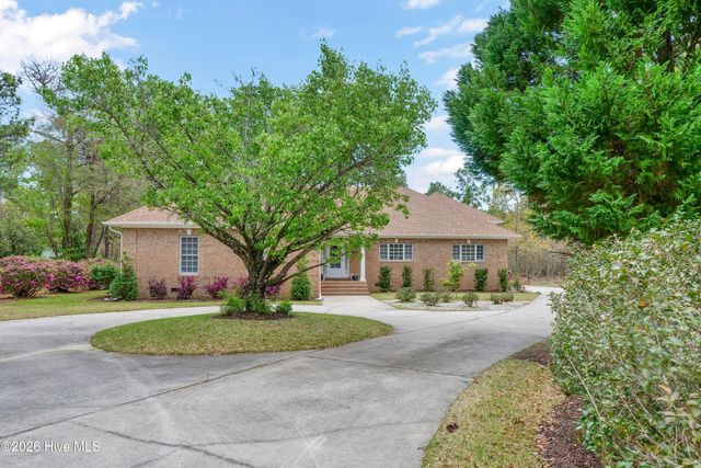 2016 Lynnwood Drive, Wilmington, NC 28403