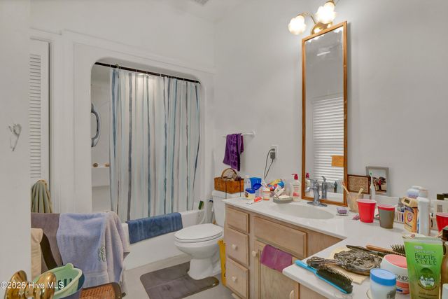 2016 Lynnwood Drive, Wilmington, NC 28403