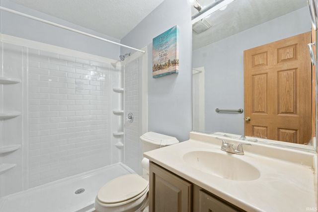 1100 Warana Drive, Plymouth, IN 46563