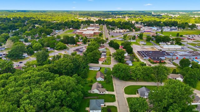 1100 Warana Drive, Plymouth, IN 46563
