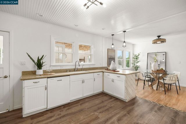 855 Bella Vista Ave, Martinez, CA 94553