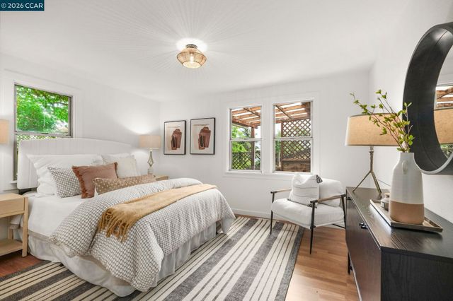 855 Bella Vista Ave, Martinez, CA 94553