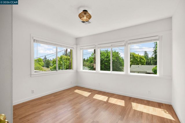 855 Bella Vista Ave, Martinez, CA 94553