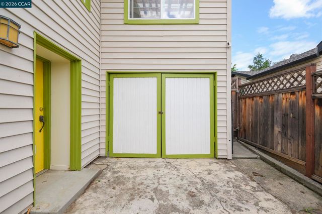 855 Bella Vista Ave, Martinez, CA 94553