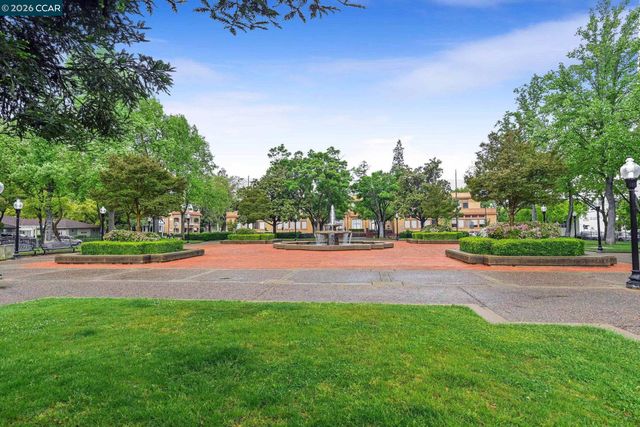 855 Bella Vista Ave, Martinez, CA 94553