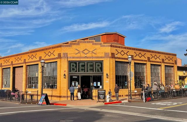 855 Bella Vista Ave, Martinez, CA 94553