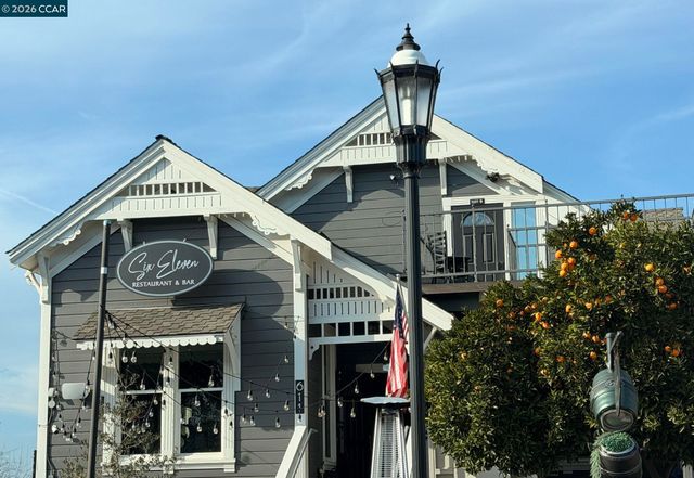 855 Bella Vista Ave, Martinez, CA 94553
