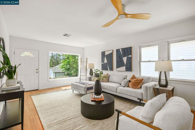855 Bella Vista Ave, Martinez, CA 94553
