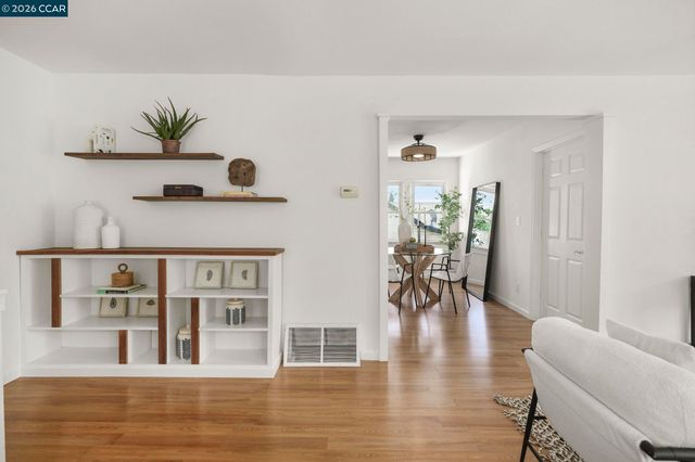 855 Bella Vista Ave, Martinez, CA 94553