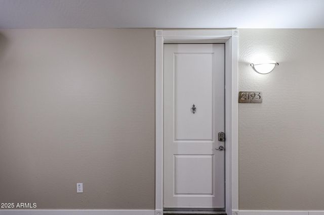 5450 E DEER VALLEY Drive 2193, Phoenix, AZ 85054