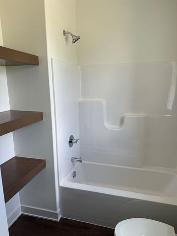 1715 Homestead Lane, Cumming, IA 50061