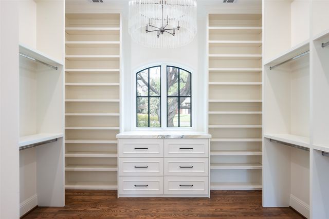 11040 Tibbs Street, Dallas, TX 75230