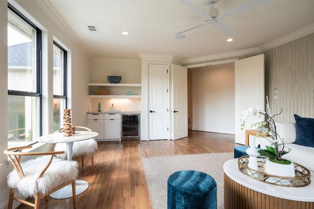 11040 Tibbs Street, Dallas, TX 75230