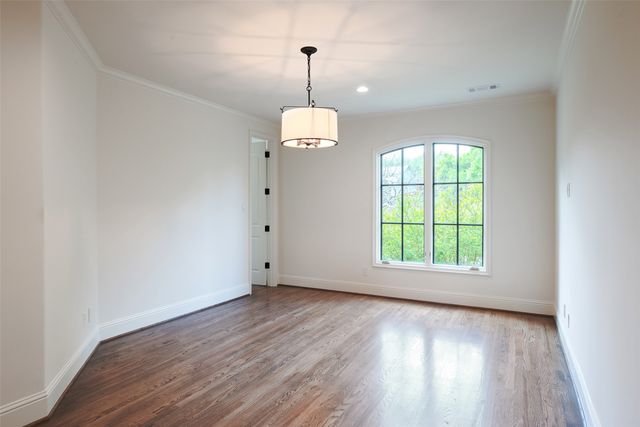 11040 Tibbs Street, Dallas, TX 75230