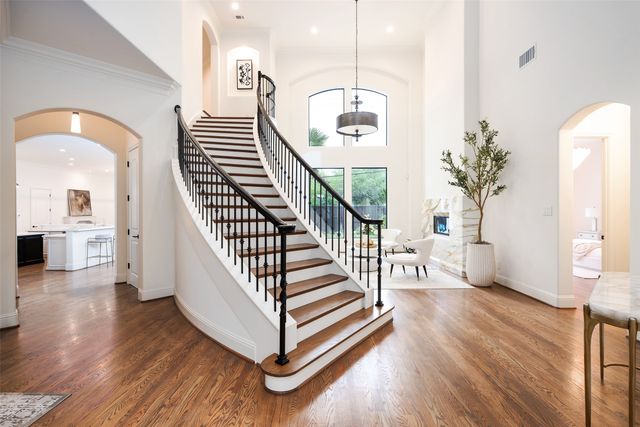 11040 Tibbs Street, Dallas, TX 75230