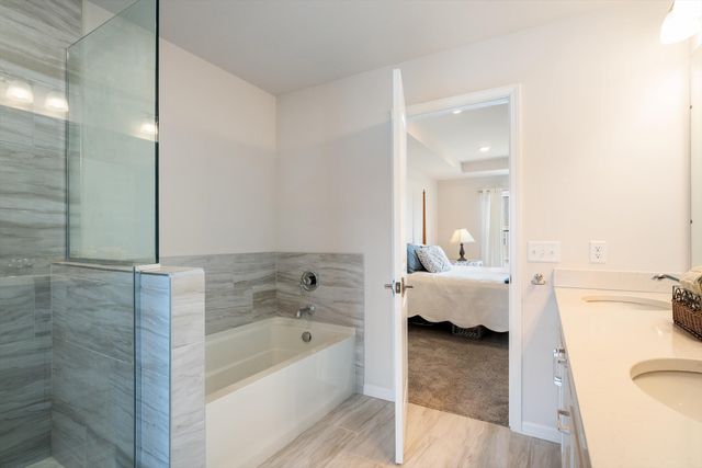 603 Angus Lane, Saline Twp, MI 48176