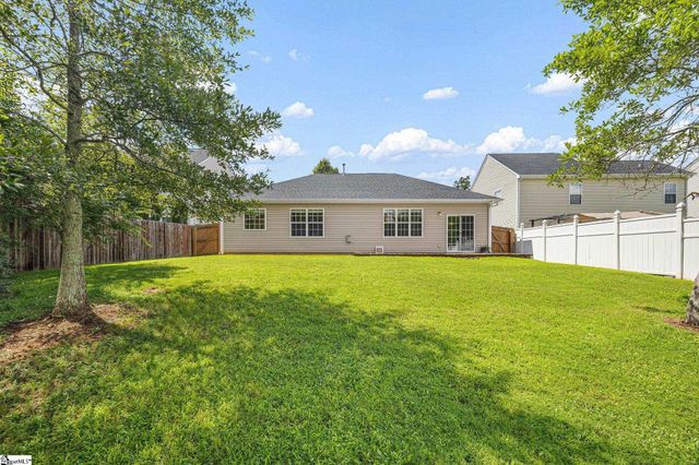 10 Paranor Drive, Simpsonville, SC 29681