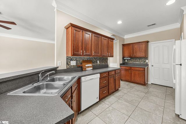 10 Paranor Drive, Simpsonville, SC 29681