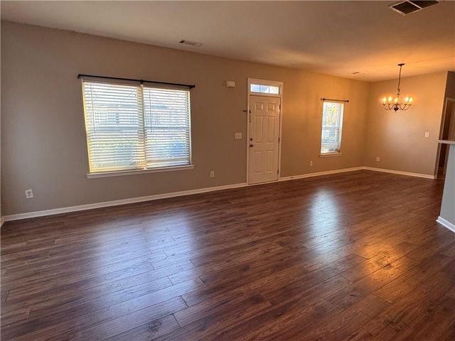 805 Pleasant Hill NW Road 172, Lilburn, GA 30047