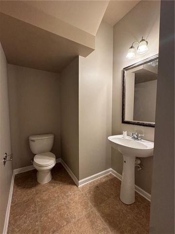 805 Pleasant Hill NW Road 172, Lilburn, GA 30047