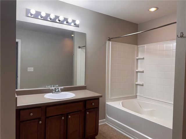 805 Pleasant Hill NW Road 172, Lilburn, GA 30047