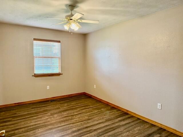 1605 Riggs Street, West Plains, MO 65775