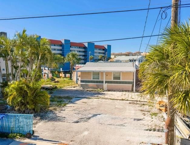 50 137TH AVENUE CIRCLE, Madeira Beach, FL 33708