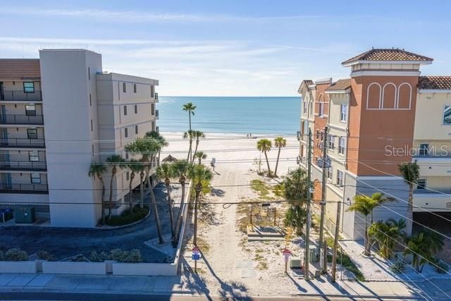 50 137TH AVENUE CIRCLE, Madeira Beach, FL 33708