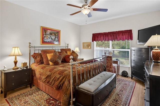 2842 Via Piazza LOOP, Fort Myers, FL 33905