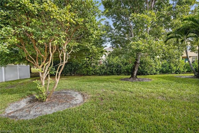 2842 Via Piazza LOOP, Fort Myers, FL 33905
