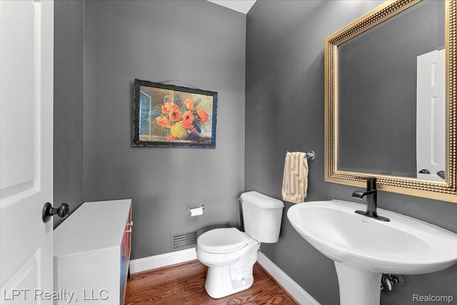 8617 Bonaventure Drive, Green Oak Township, MI 48116