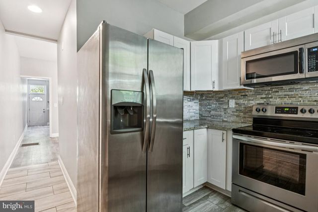 210 S LOUDON AVE, Baltimore, MD 21229