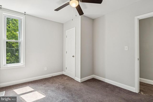 210 S LOUDON AVE, Baltimore, MD 21229