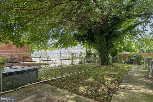 210 S LOUDON AVE, Baltimore, MD 21229