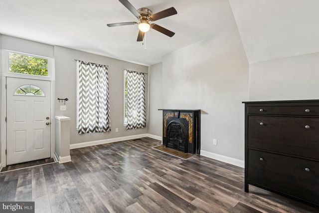 210 S LOUDON AVE, Baltimore, MD 21229