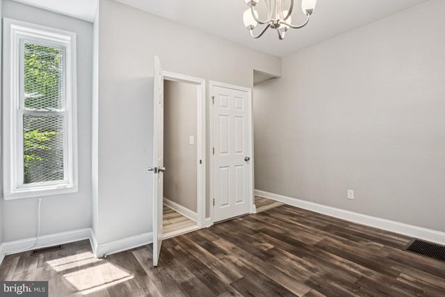 210 S LOUDON AVE, Baltimore, MD 21229