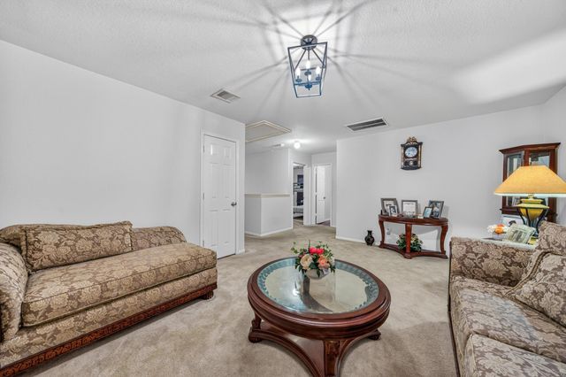 9302 Delmont Park Lane, Houston, TX 77075