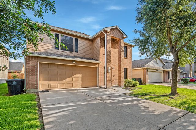 9302 Delmont Park Lane, Houston, TX 77075
