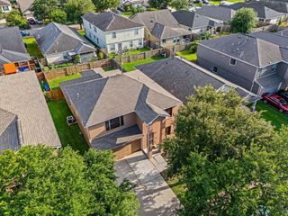 9302 Delmont Park Lane, Houston, TX 77075