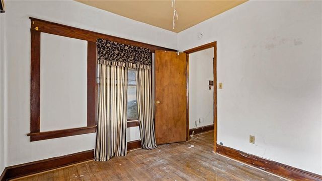 5623 Brooklyn Avenue, Kansas City, MO 64130