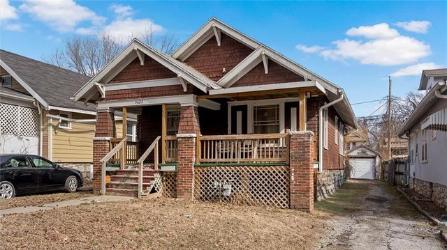 5623 Brooklyn Avenue, Kansas City, MO 64130