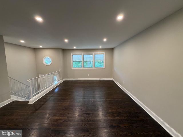 302 WASHINGTON AVE, Waterford Works, NJ 08089