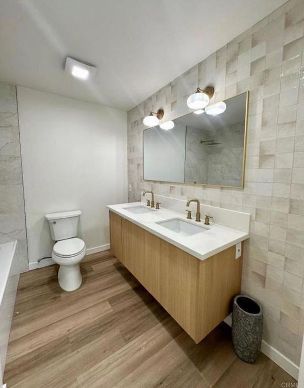 Image 12 of property listing at 5725 Linda Vista Road, San Diego, CA 92110