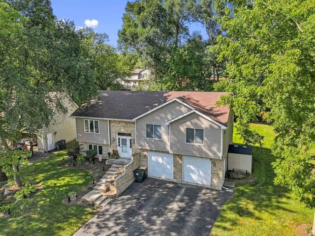 26032 W Wilson Road, Antioch, IL 60002