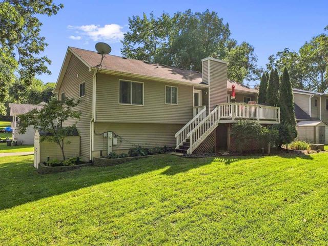 26032 W Wilson Road, Antioch, IL 60002