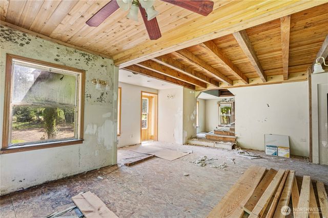 26211 348th Avenue SE, Ravensdale, WA 98051
