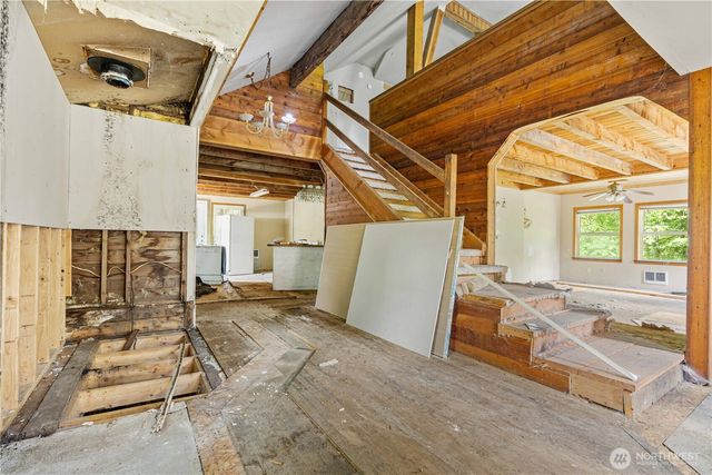 26211 348th Avenue SE, Ravensdale, WA 98051